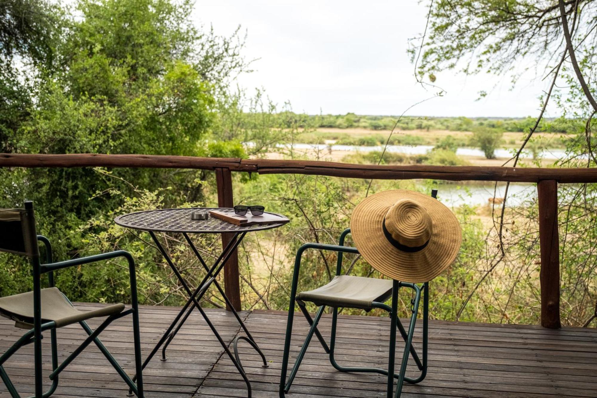 Taranga Safari Lodge Rundu Esterno foto